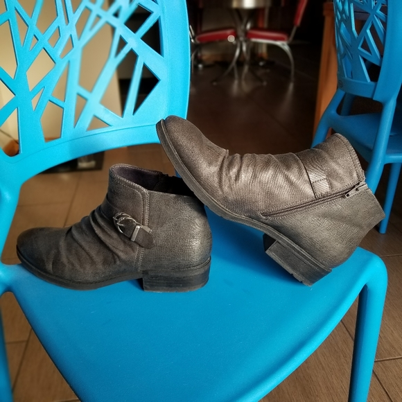 BareTraps Shoes - Women's BareTraps Yulia Ankle Boots